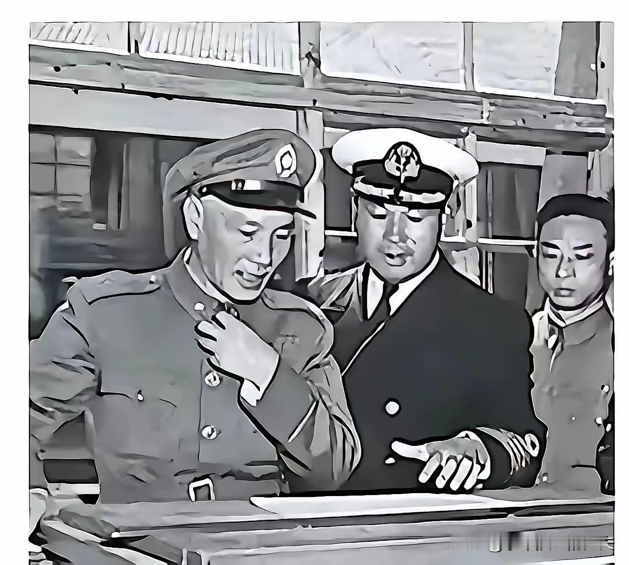 1938年，薛岳怒吼要枪毙桂永清，蒋介石冷冷问了一句：你知道他岳父是谁吗？娘希匹