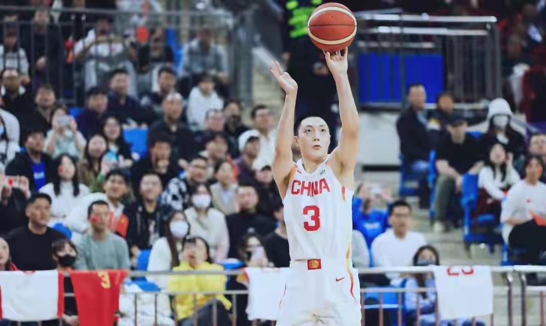 中国男篮在亚洲杯（含前身亚锦赛）历史上对印度保持全胜，且场均净胜分达42.9分，