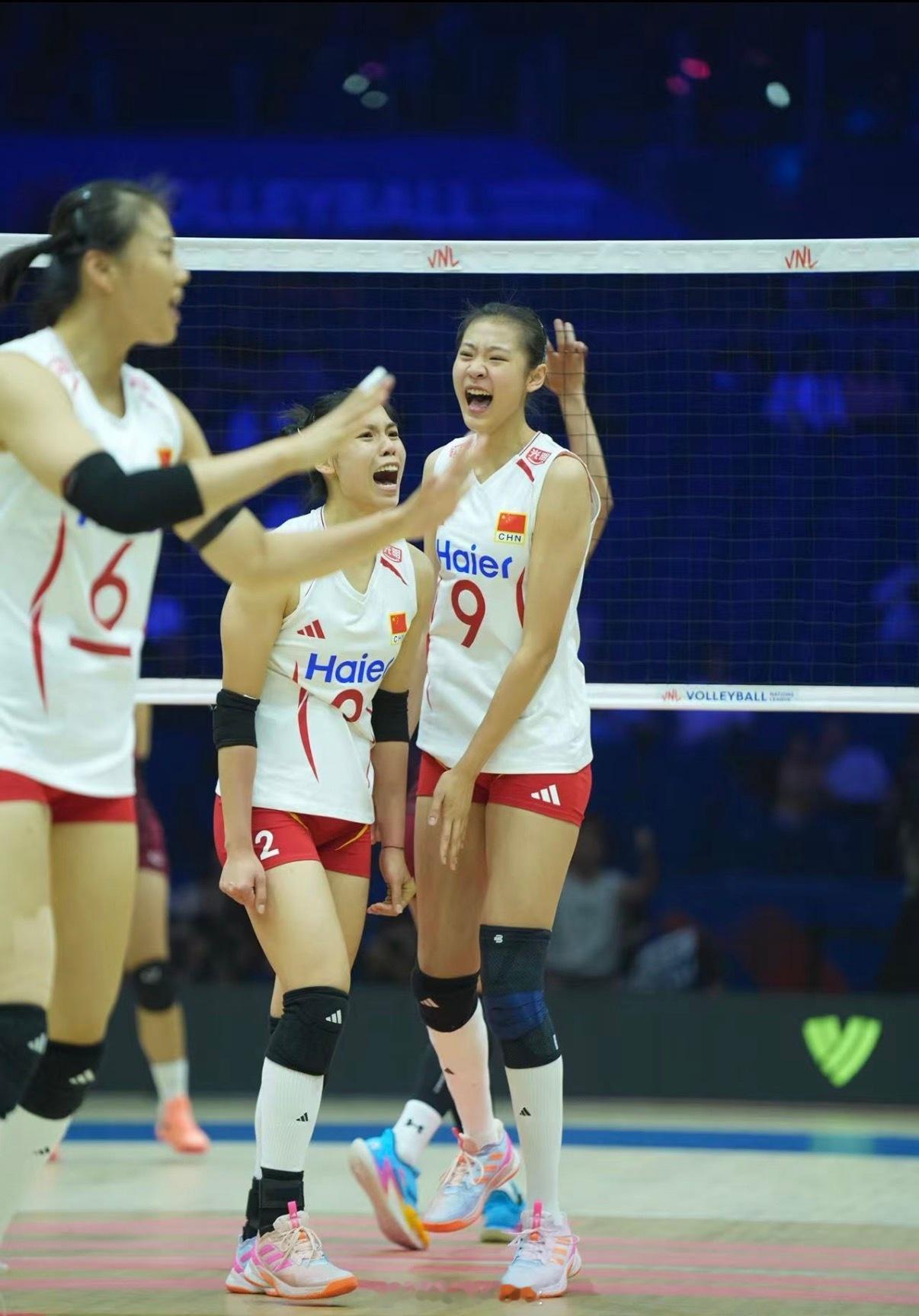 五局鏖战拉锯拉满！世联赛南京站中国女排3-2力克泰国女排斩获本站首胜2026世界