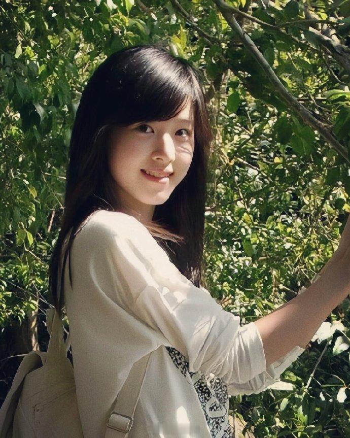 章泽天 忘不掉的一代互联网女神 