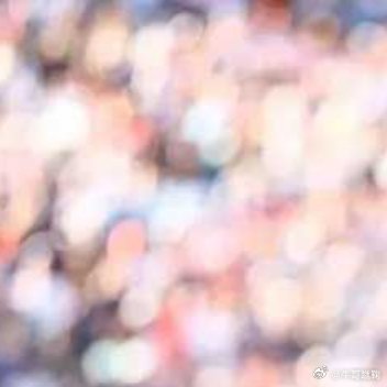 法国赢了，但这场仗打得比预期难看一百倍。巴拉圭全场13次伐木式防守，拉拽、肘击、