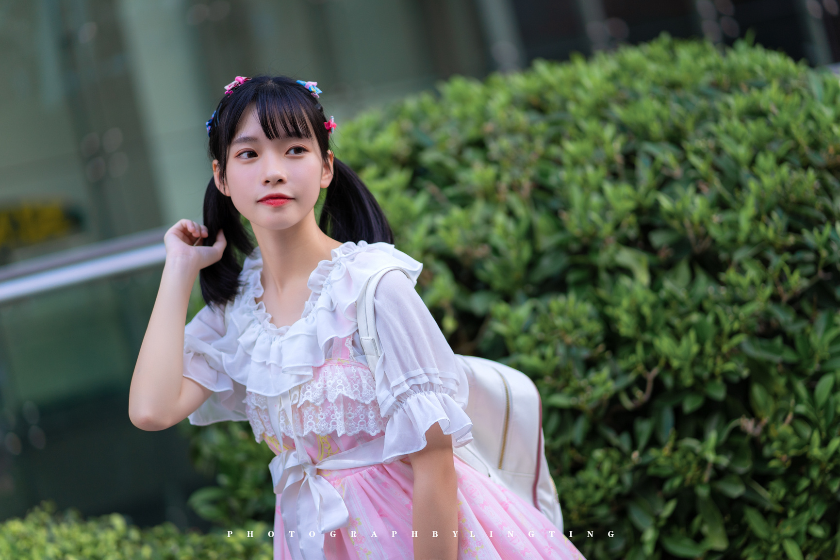 猎人拍漫展漫展分享版 (旧库存图)可爱的洛丽塔少女摄影后期：聆听猎人 