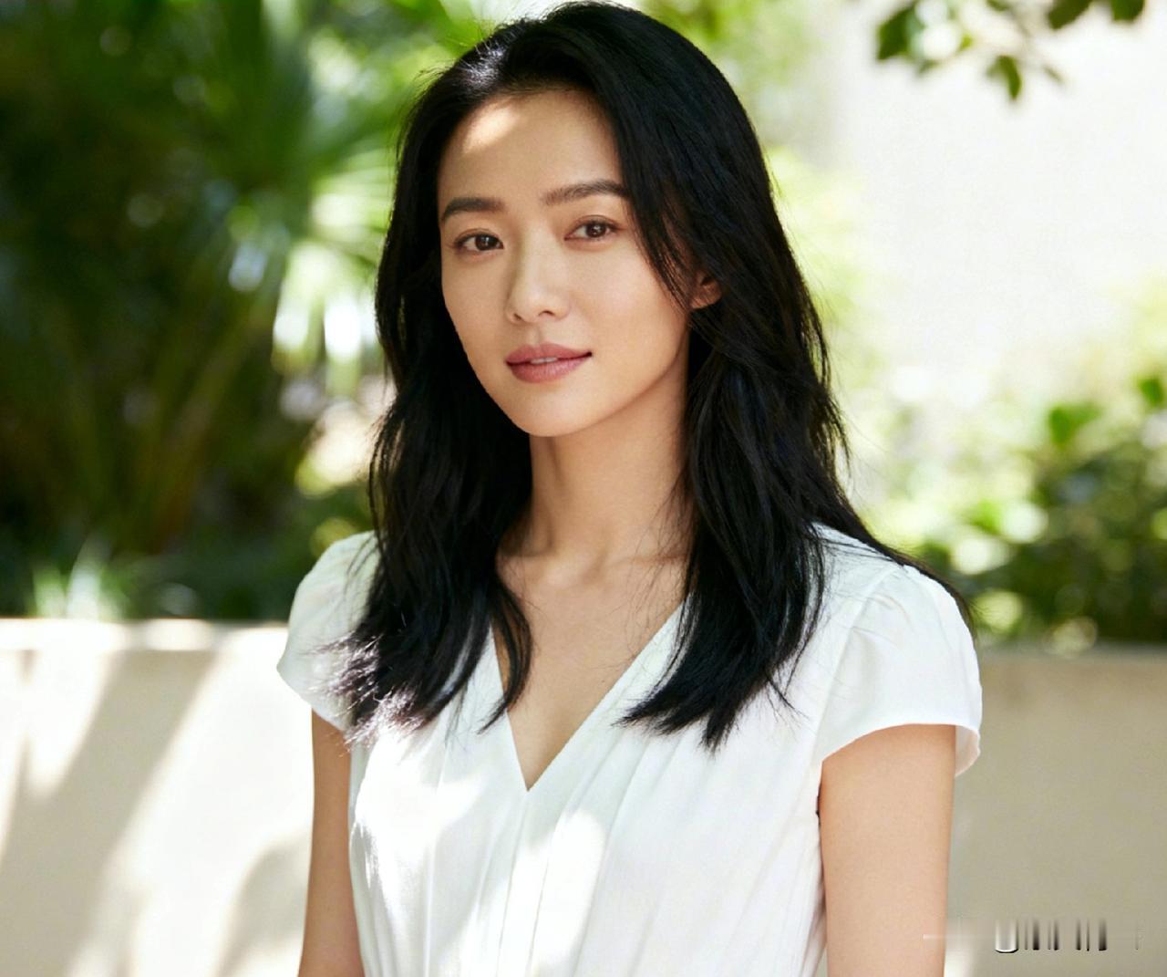 叔本华说过，灵魂是会互相吸引的。那些内心纯粹、言行坦荡的人，身上自带一种安定的磁