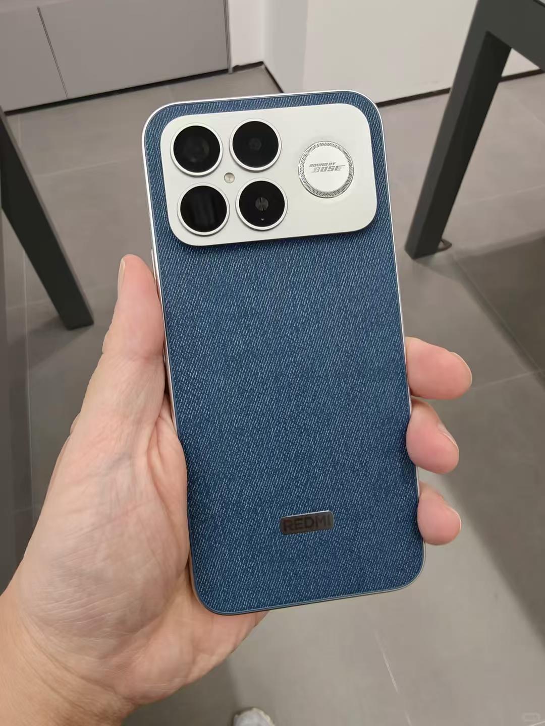 前两天摸了一下REDMI K90 ProMax和K90，我终于明白为啥销量下滑了