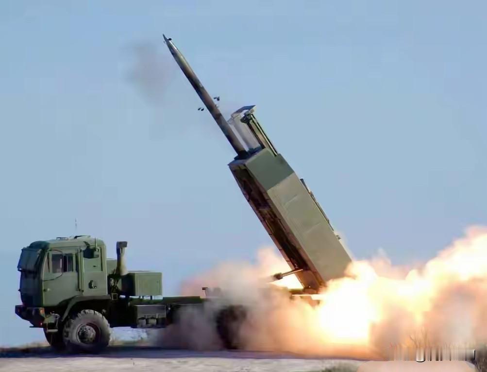 中国海警锁定海马斯，货轮已成目标，台独百亿军火。我觉得追到天涯海角都可以。

评