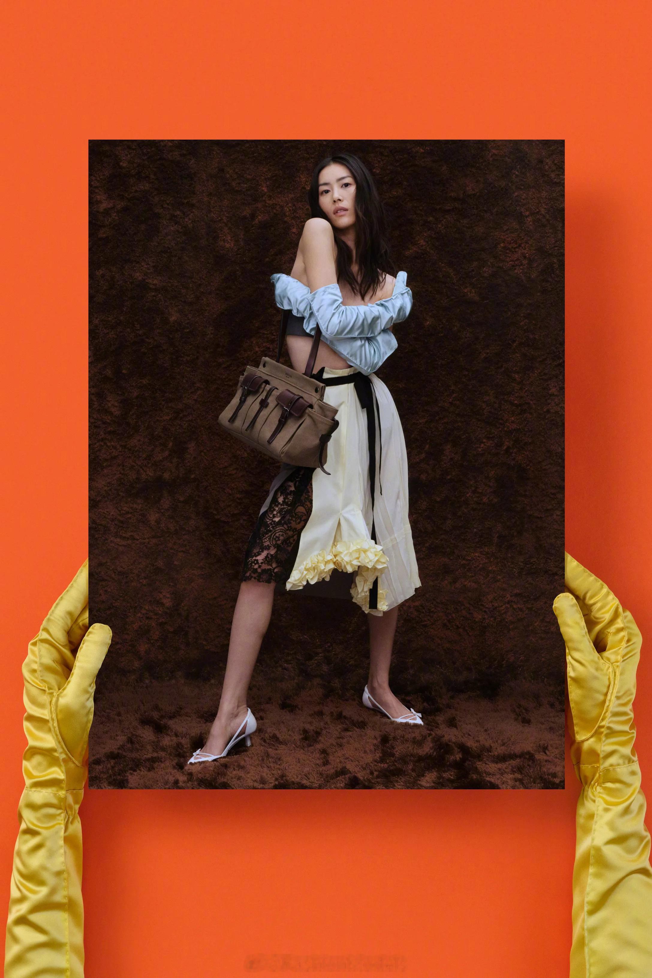 刘雯 携手一众好莱坞明星共同演绎PRADA 2026春夏系列全球广告，新的一年S