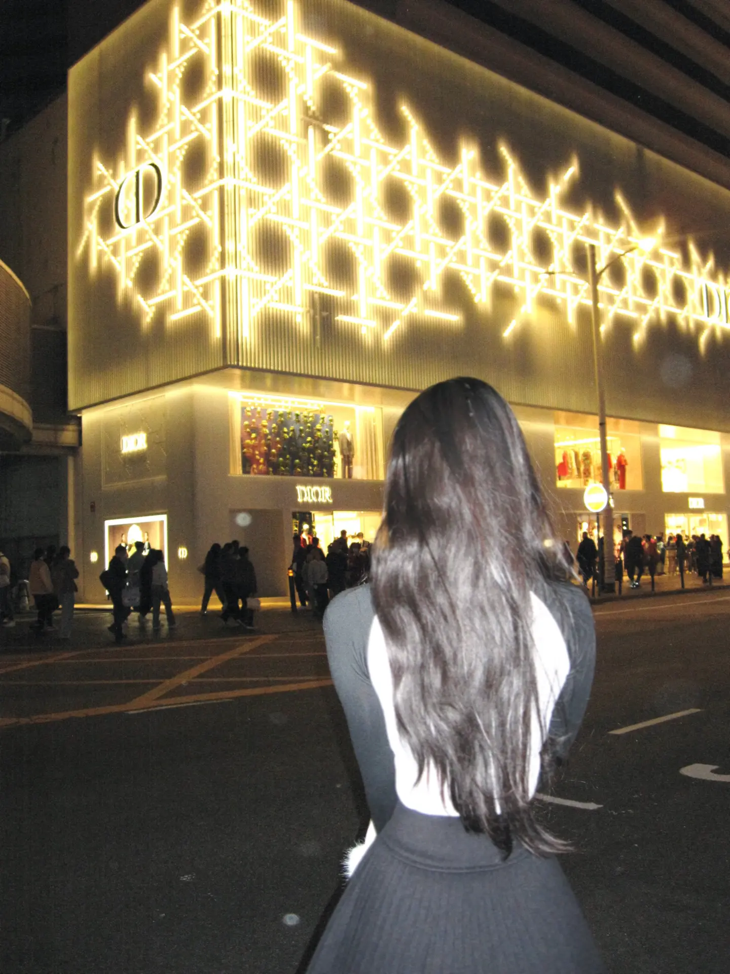 “我爱这少年讽刺吗”