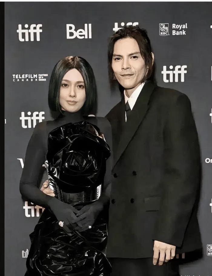郭碧婷这审美观，看着似乎被向佐给严重带偏了！还是结婚前的清纯风格更适合她！