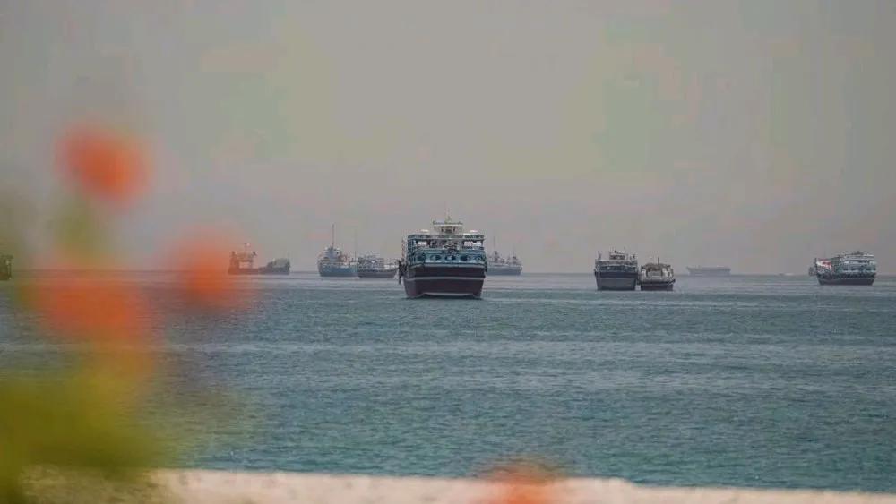 伊朗的能源底牌已经失效，海峡通航受限油价反倒大跌，霍尔木兹为何再也撑不起高油价？