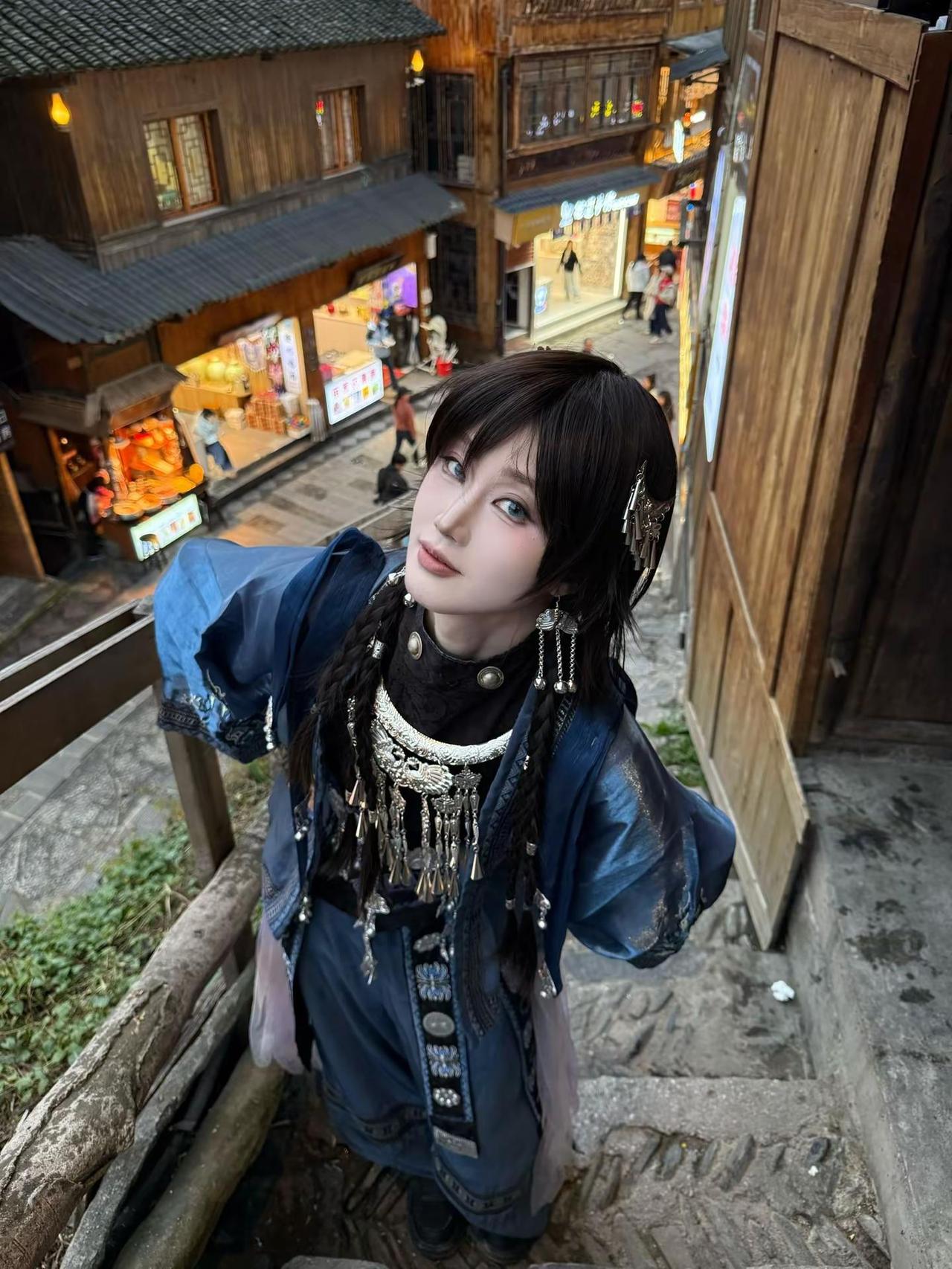 跟我回苗寨好吗