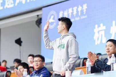 郑思维官宣退出国家队 哥 未来一切顺利 