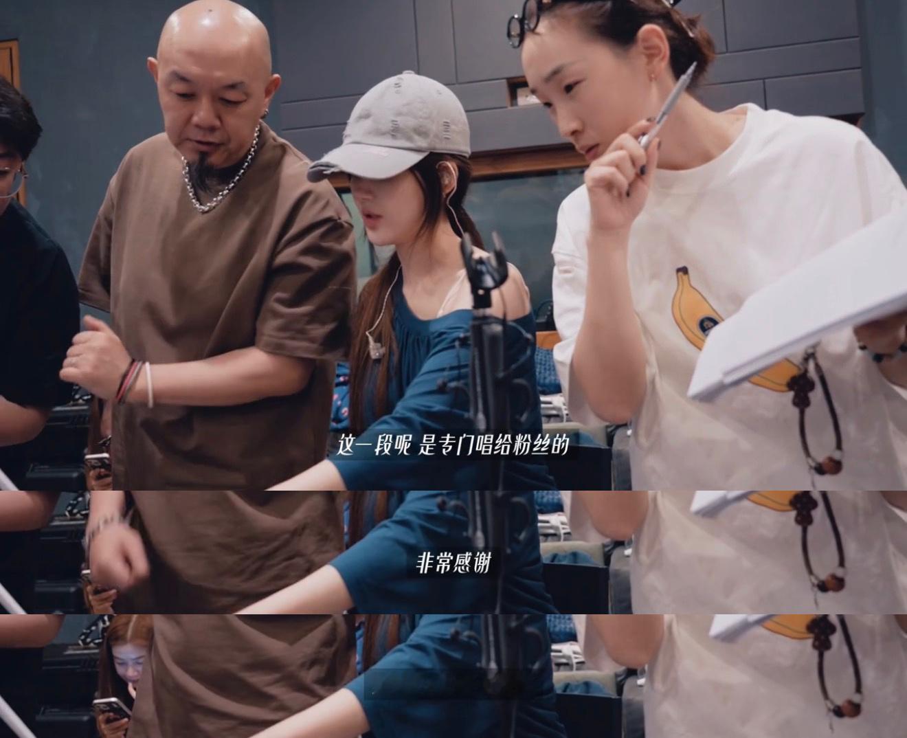 她永远都会想到我们可露丽她一直在用自己的方式拼命向可露丽输出她的爱意 