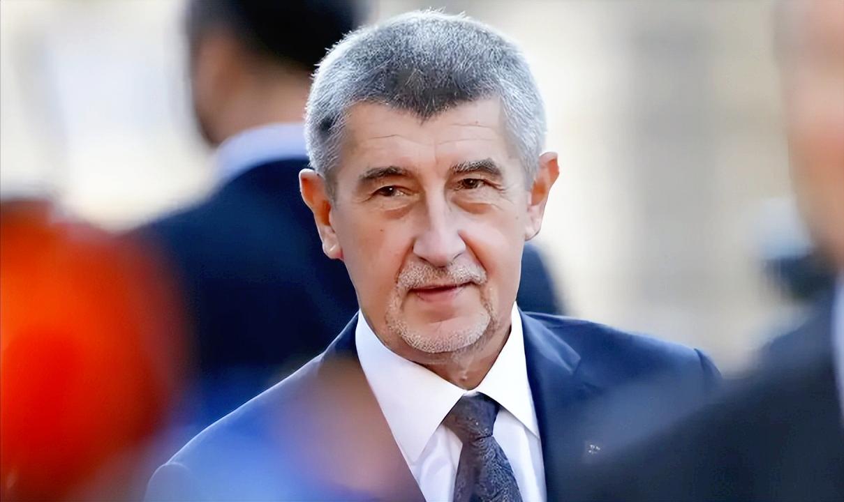 对于乌克兰来说，捷克的表态可不是好消息，刚要正式上任的捷克新总理最近直接给欧盟泼