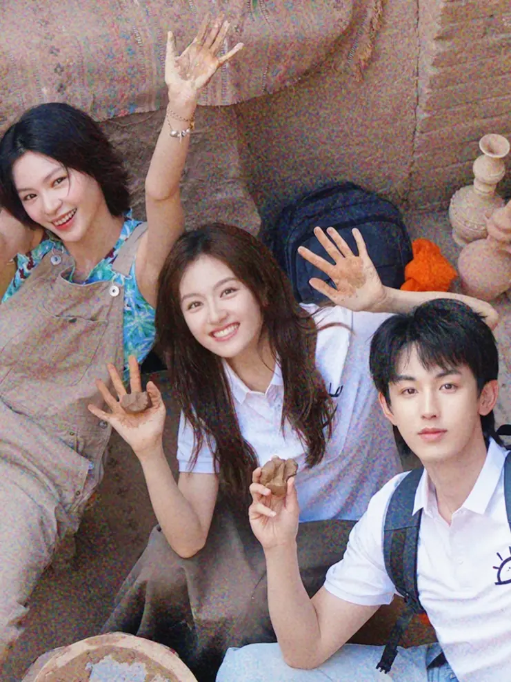 夏孜饱饱新年快乐😍😍