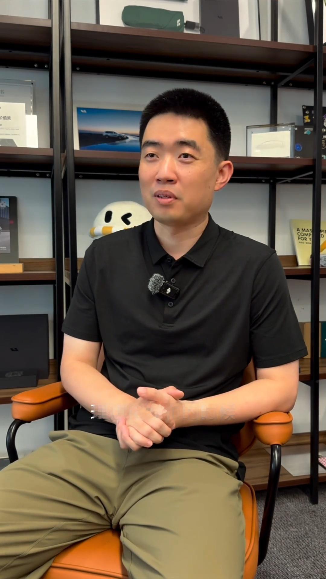 李想已经知道哪个汽车品牌在操控舆情事件了，没说是谁，估计不好惹 ​​​