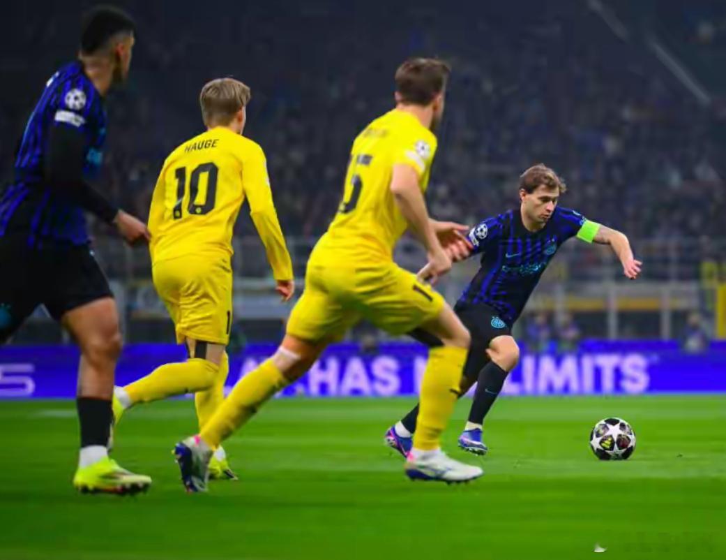 欧冠一夜！16强已诞生12席，国米爆冷被双杀出局欧冠国际米兰止步淘汰赛 北京时间