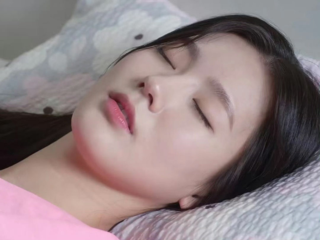 第一次看到女爱豆做胃镜全过程赵美延胃镜名场面！一边紧张担心，一边话音刚落直接昏睡