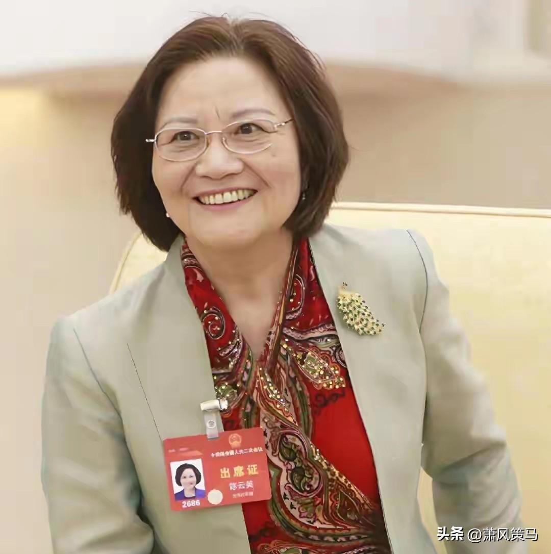 历史车轮滚滚向前，民族复兴势不可挡，统一不是选择题，是必答题。那些搞“台独”的人