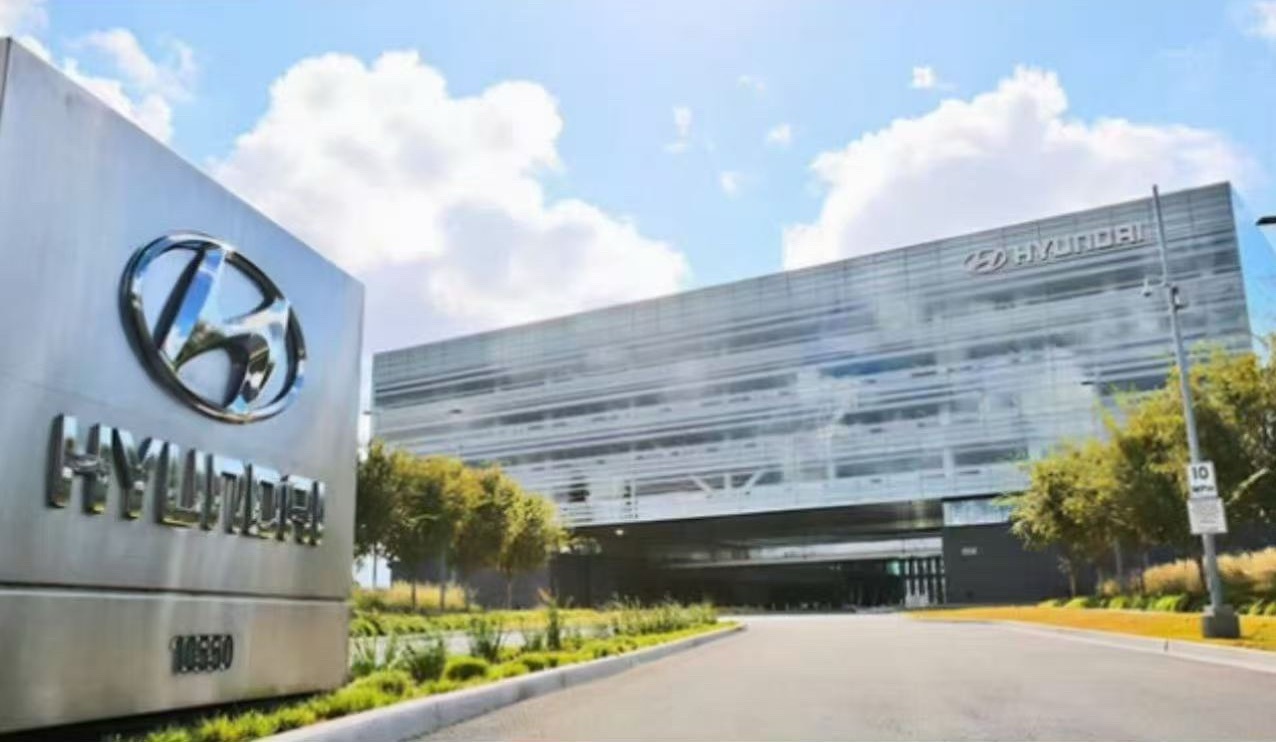 现代汽车 4月23日，现代汽车宣布第一季度营业利润2.51万亿韩元，市场预估2.