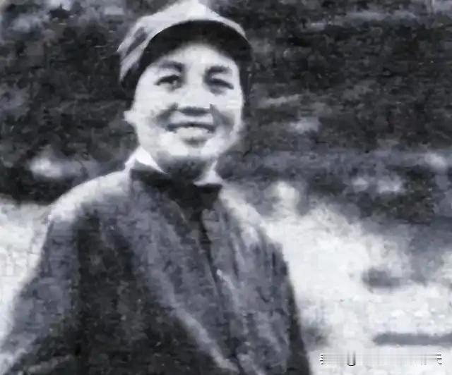 1937年张琴秋被俘：一句伪装，铸就革命女将风骨
 
1937年，西路军征战河西
