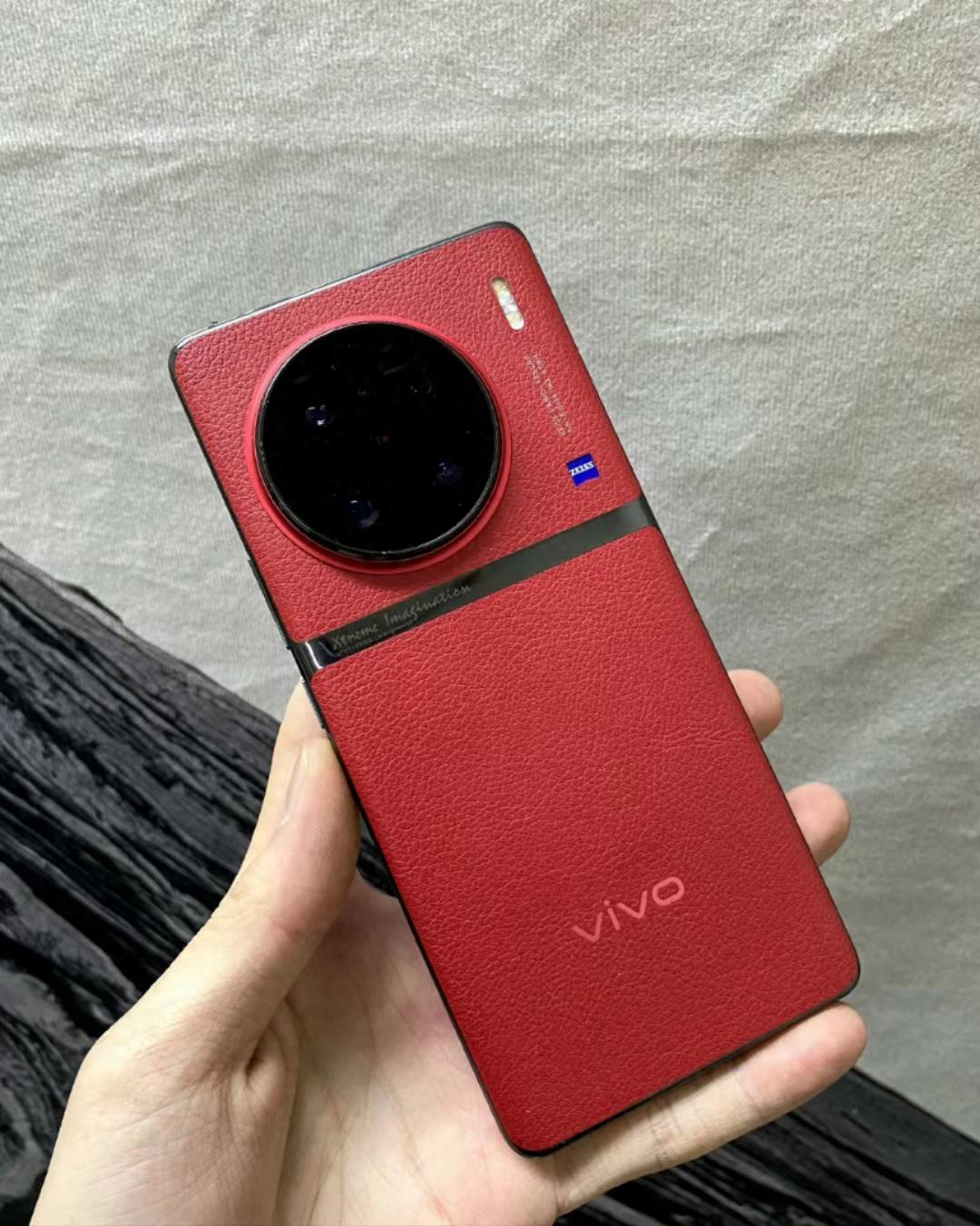 跳水1500块，现在买vivo X90 Pro+会不会是大冤种？上手了一周，给大