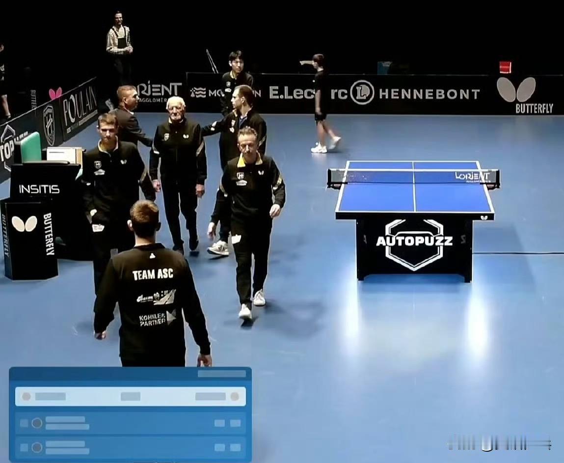 2025-2026赛季欧冠乒乓球联赛1/8决赛：
【昆内邦3-0格伦韦特斯巴赫】