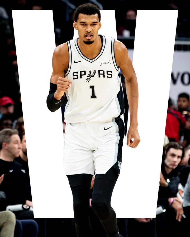 🥲队记：文班亚马将确认缺席明天对阵湖人的NBA杯1/4淘汰赛明天上午11点，马