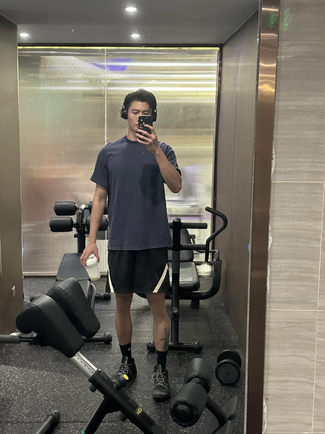 为什么穿上衣服就毫无健身痕迹