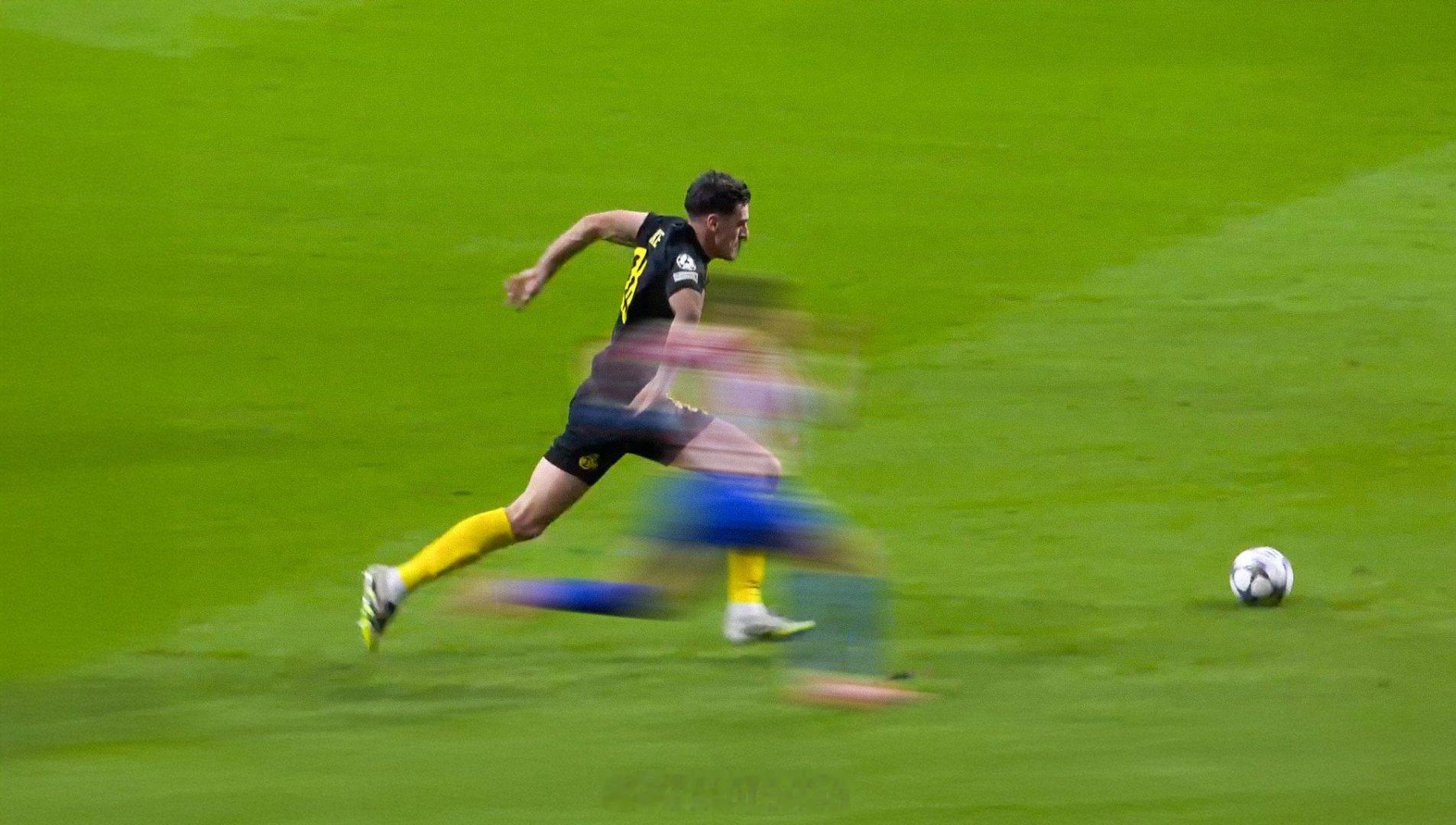 欧冠马竞3比0圣吉罗斯 🔥🇦🇷全场最佳小西蒙尼这已经是他连续 8 天荣获的