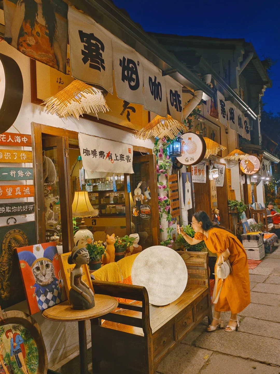 来杭州旅游，千万千万要去逛一趟小河直街‼️