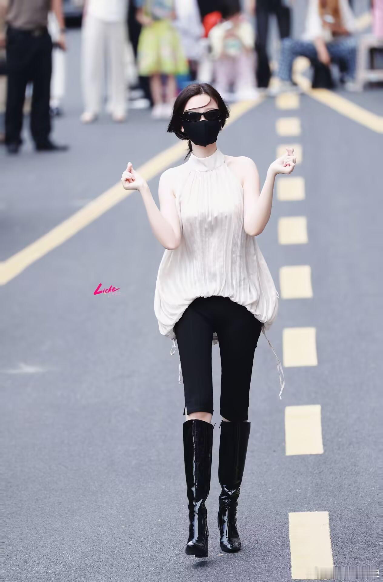 灿如繁星欧尼
