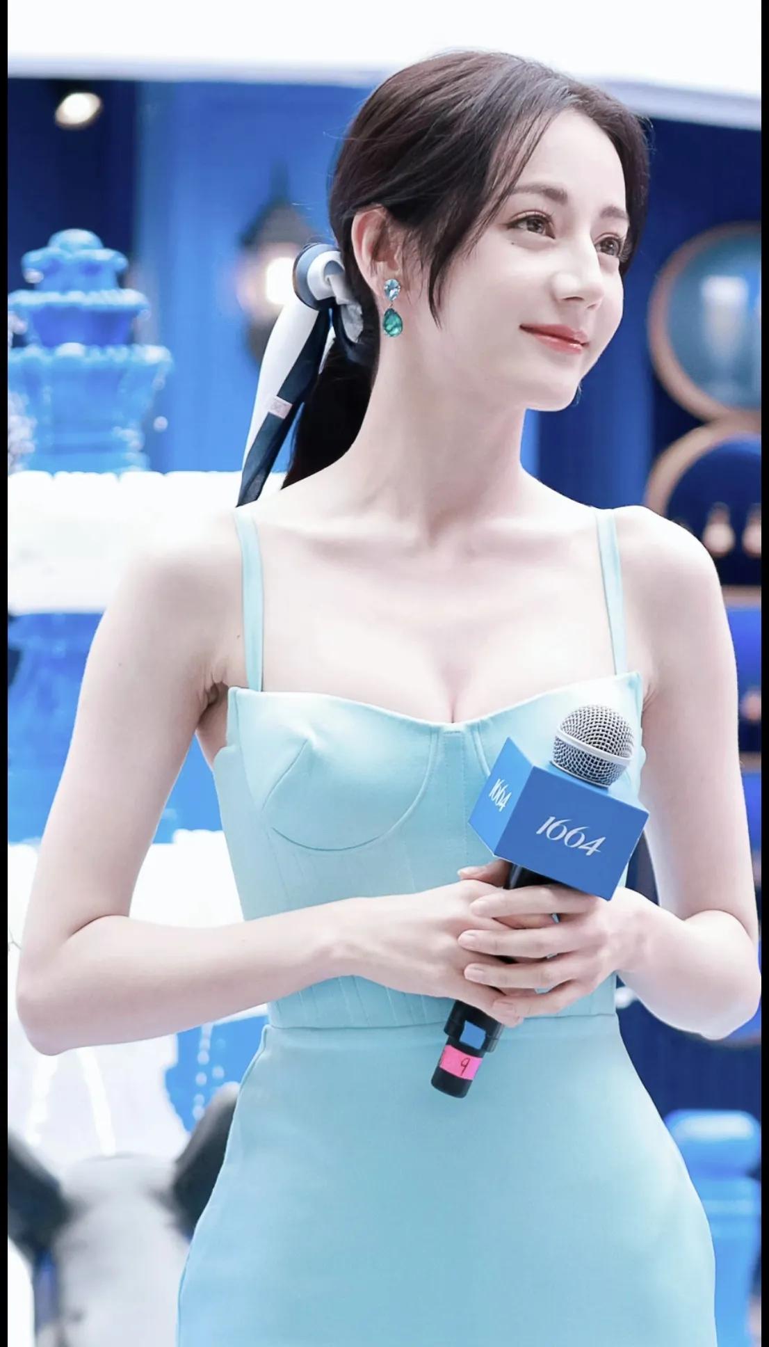 迪丽热巴