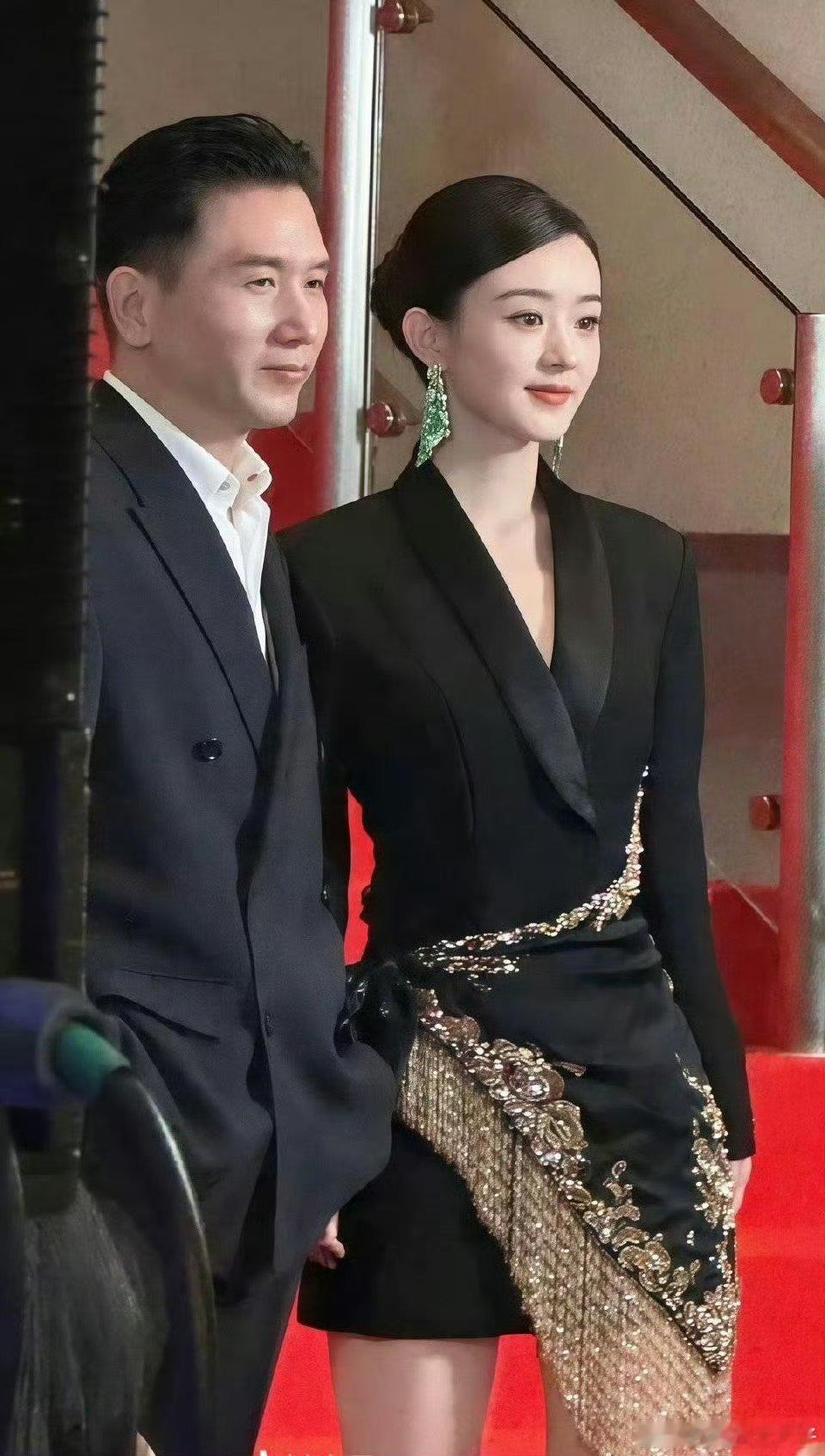 赵丽颖脱粉 ，你们竟然因为发型就脱粉啦？[黑线][黑线]纯颜粉？不要太荒唐了好嘛