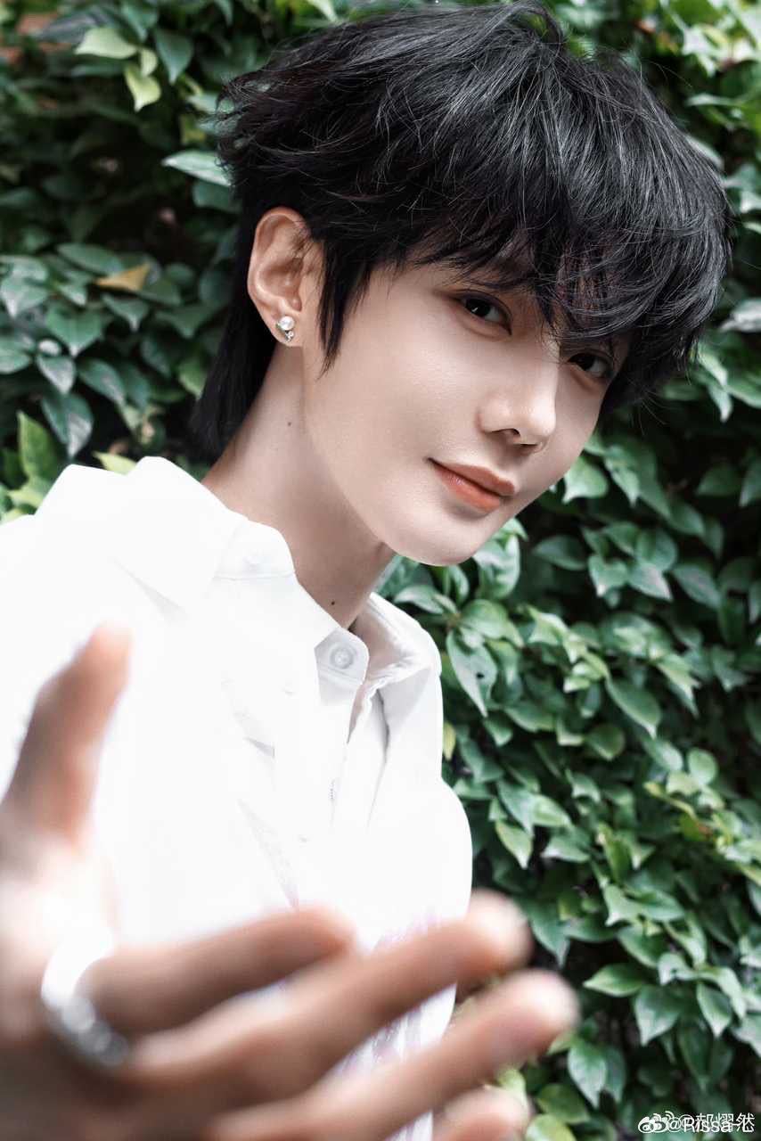 bop循光代言人郝熠然 嘿！我在星品影响力上邂逅了一个疯狂心动的星品——