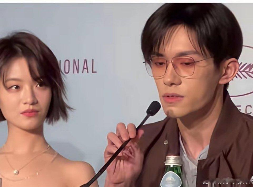 时至今日李庚希想要李庚希得到的含金量还在上升喜欢易烊千玺于是就和他在狂野时代里演