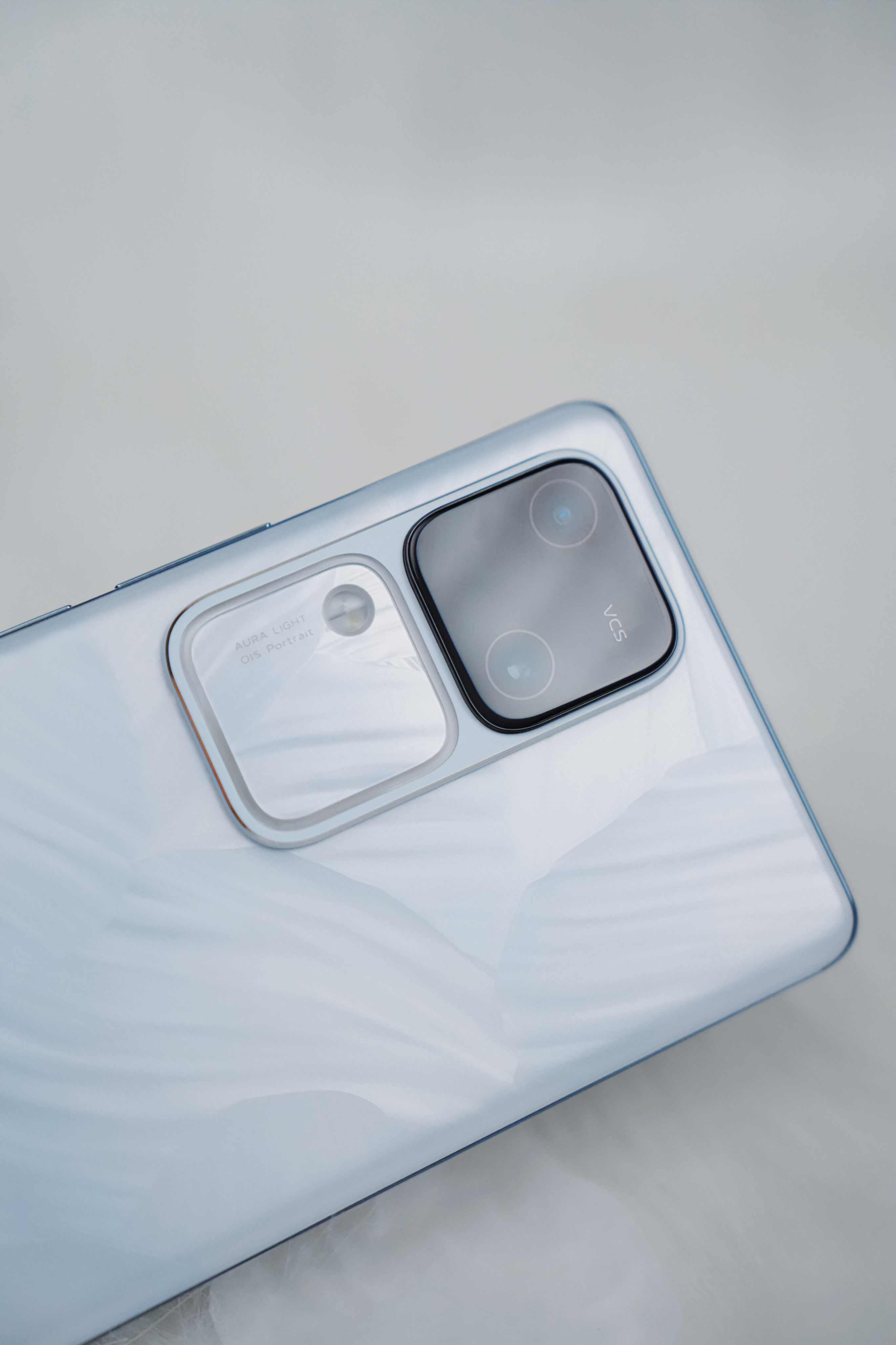 vivo S系列又一款新品~S18系列「花似锦」来了！在审美上你永远可以相信蓝厂