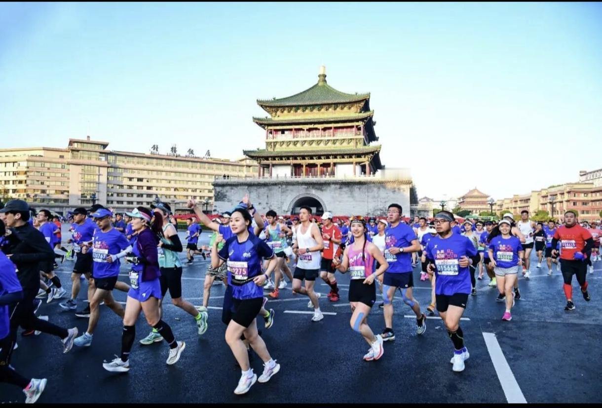 重磅！2026西安马拉松定档10月18日开跑，报名即将启动！
 
全力冲击金标赛