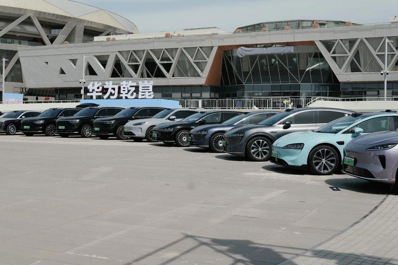 好家伙，华为乾崑的朋友圈可真大，明天技术大会也是会非常热闹，智能汽车领域即将迎来