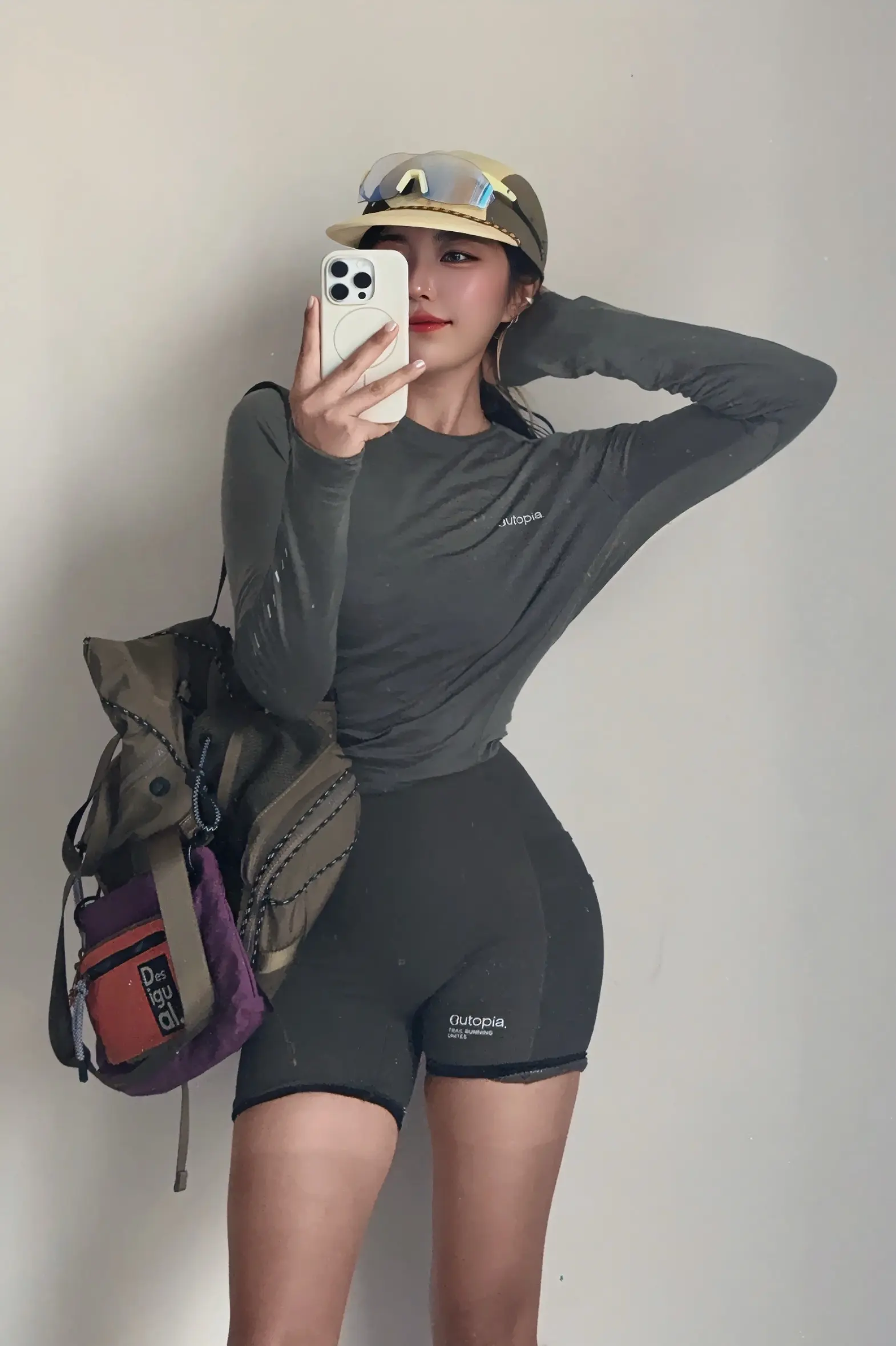 恭喜这位女士在两小时内完成了自己人生中第一场半马 简直太棒啦！重回跑道...