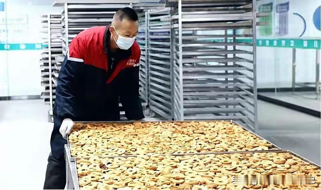 陕北人的骄傲！绥德5000吨冻干生产线投产，3大特产爆火全网
 
家人们谁懂啊！