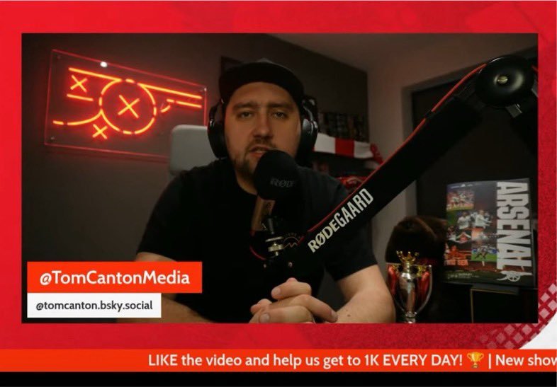 足球伦敦Tom Canton：阿森纳对签下威尼修斯的兴趣是真实的，球员阵营的消息