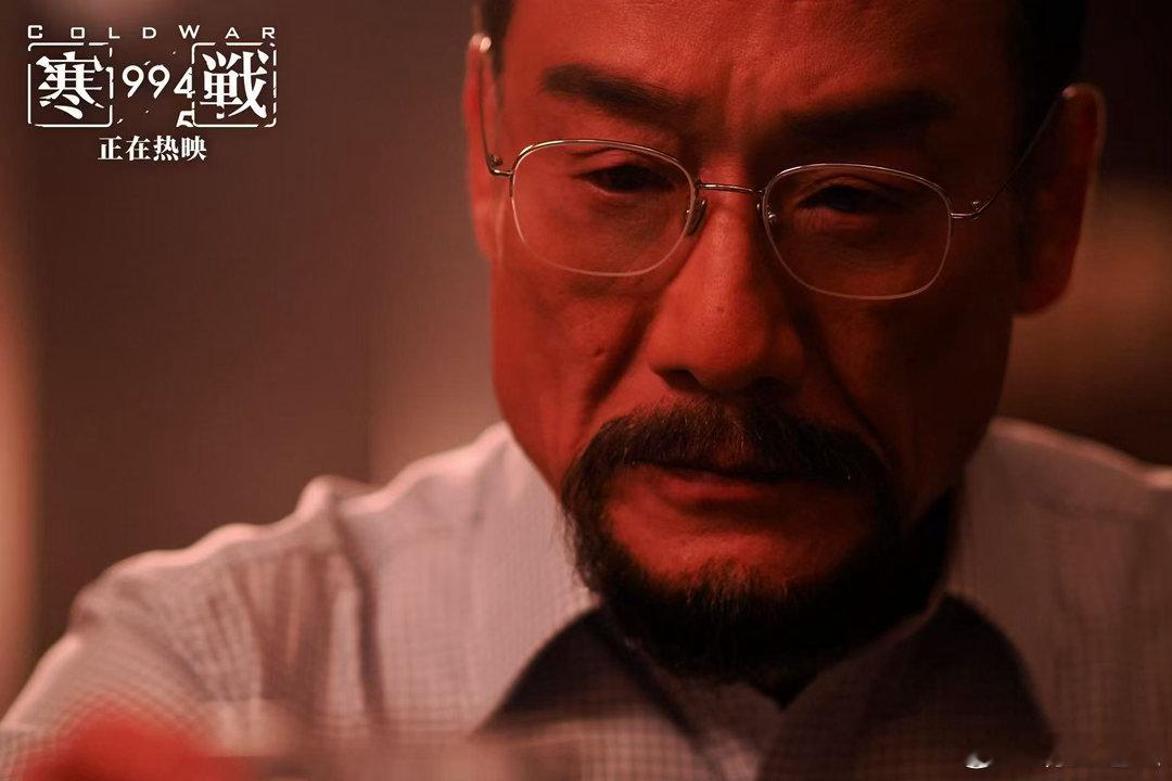 潘志昂的禁恋线太敢拍，一句台词就暴露心事，寒战美味里这条禁忌线，越品越有内味儿。