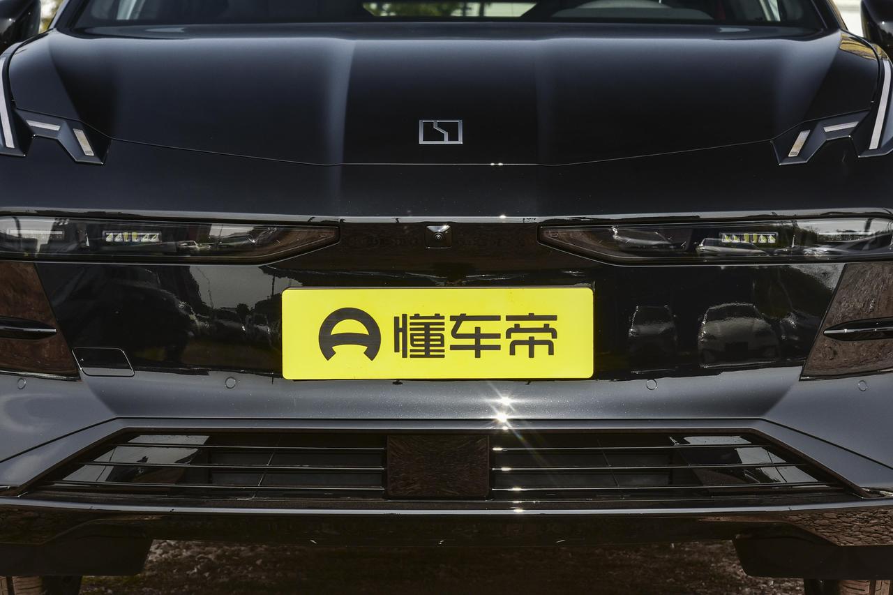 没提前做功课就贴膜，大概率踩了 “劣质膜”“高价套路” 的坑？
一、如果已经贴了