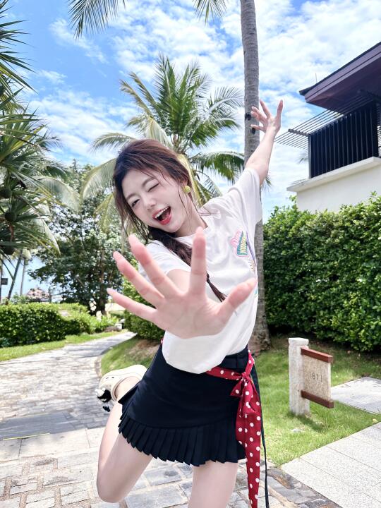 南波万你这么会设计短袖不要命啦！！！
