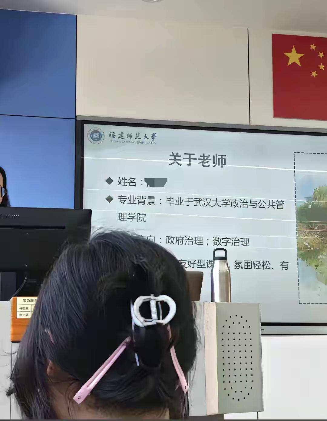 又是武大…
原来是我们的教育系统出了严重问题，才导致今天的社会乱象丛生，男女对立