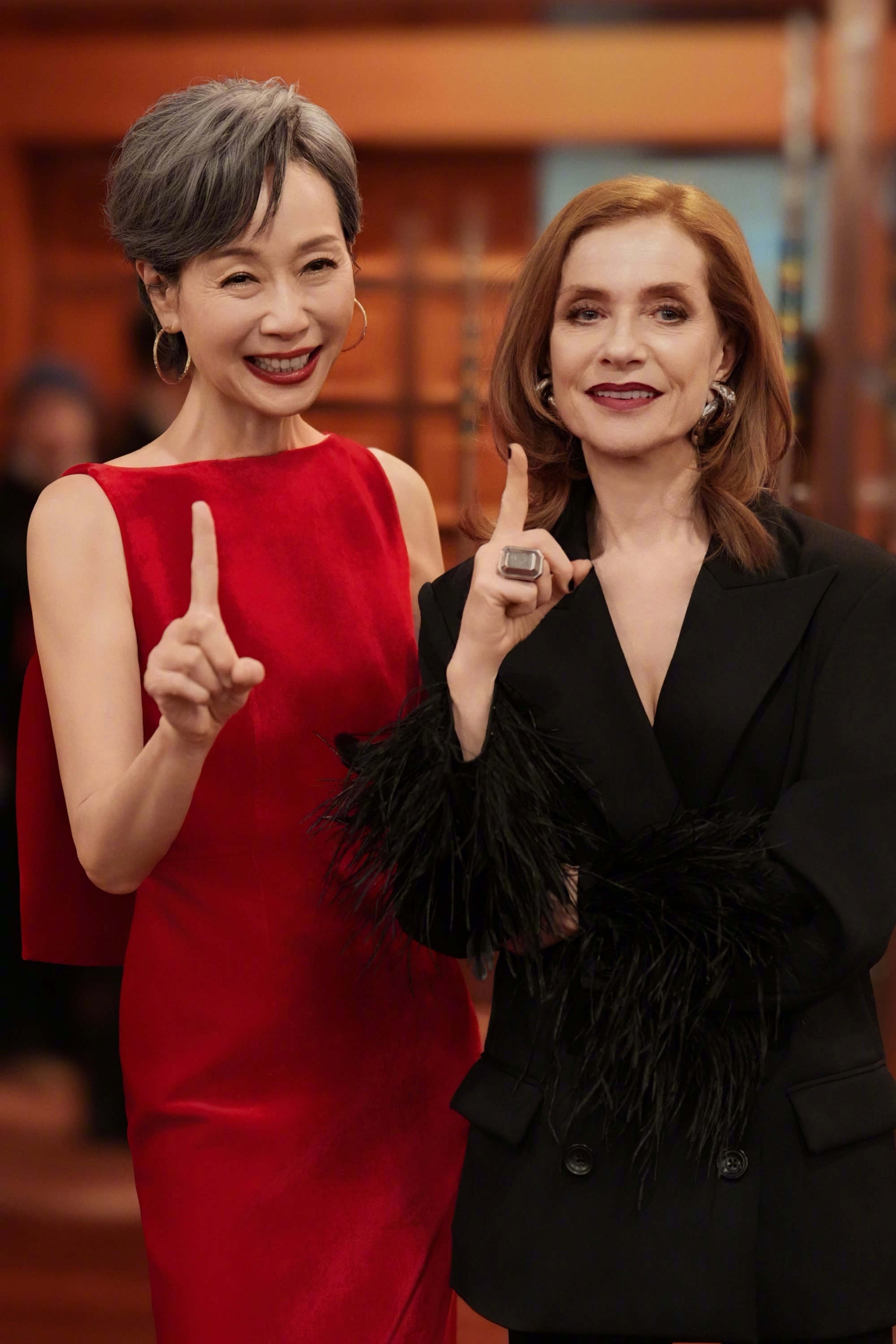 叶童与于佩尔，两位魅力影后。 ​​​