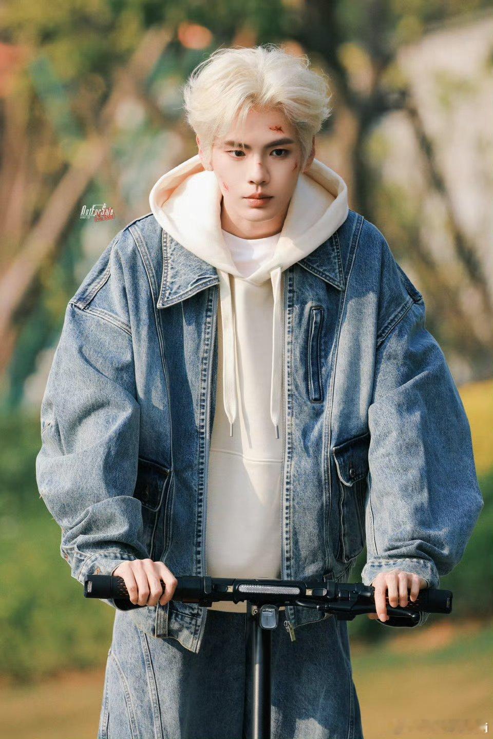 毕雯珺《黎明前他会归来》金发裴川路透，撕漫男步入现实！！