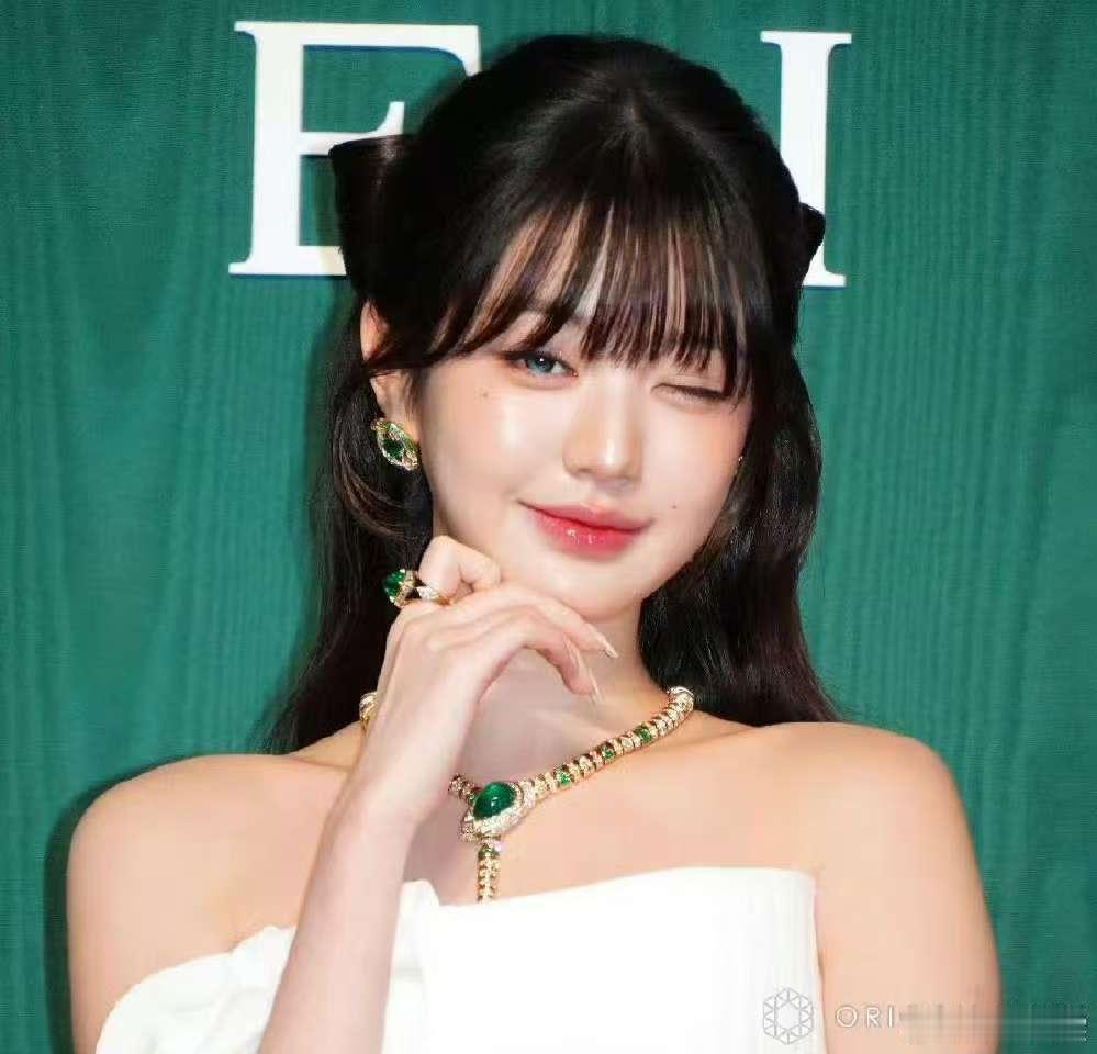 张元英金智媛宝格丽生图金智媛张元英宝格丽生图张元英金智媛宝格丽生图，都好美，[打