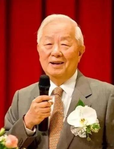 黄仁勋曾把算力砍掉80%的H20芯片卖给中国，没想到被中国工程师成功破解，结果发