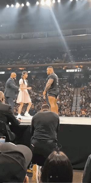 真正的男子汉！[赞]